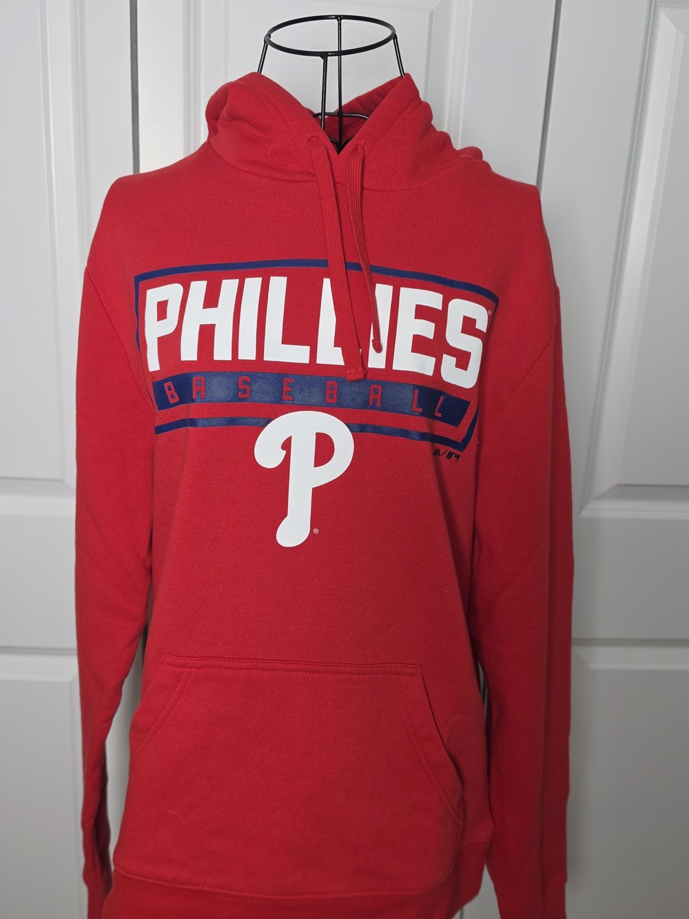 Majestic Philadelphia Phillies MLB Red Hoodie Adult Medium